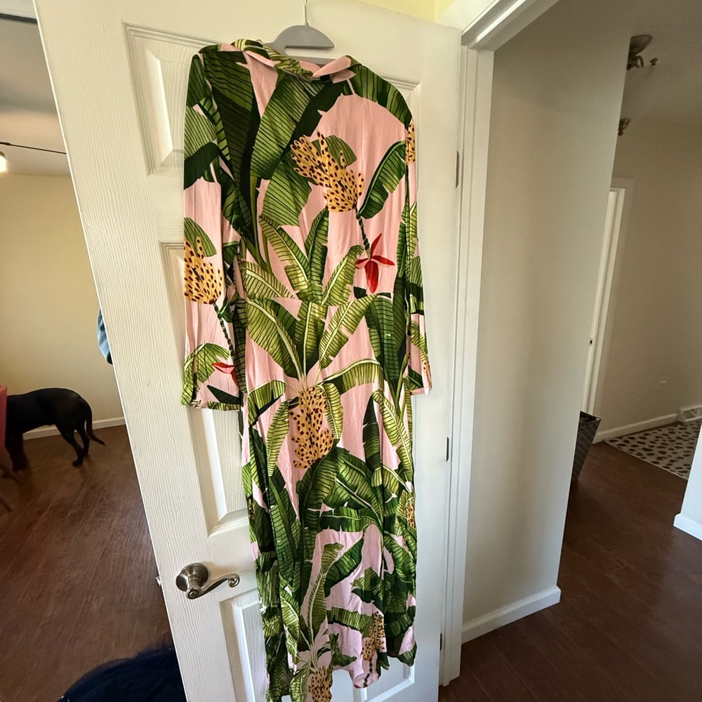 Banana leaves pink maxi dress